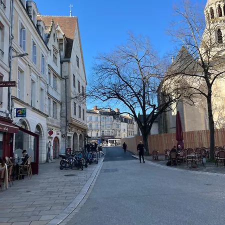 דירה Le Cosy Du Marche Notre-dame *